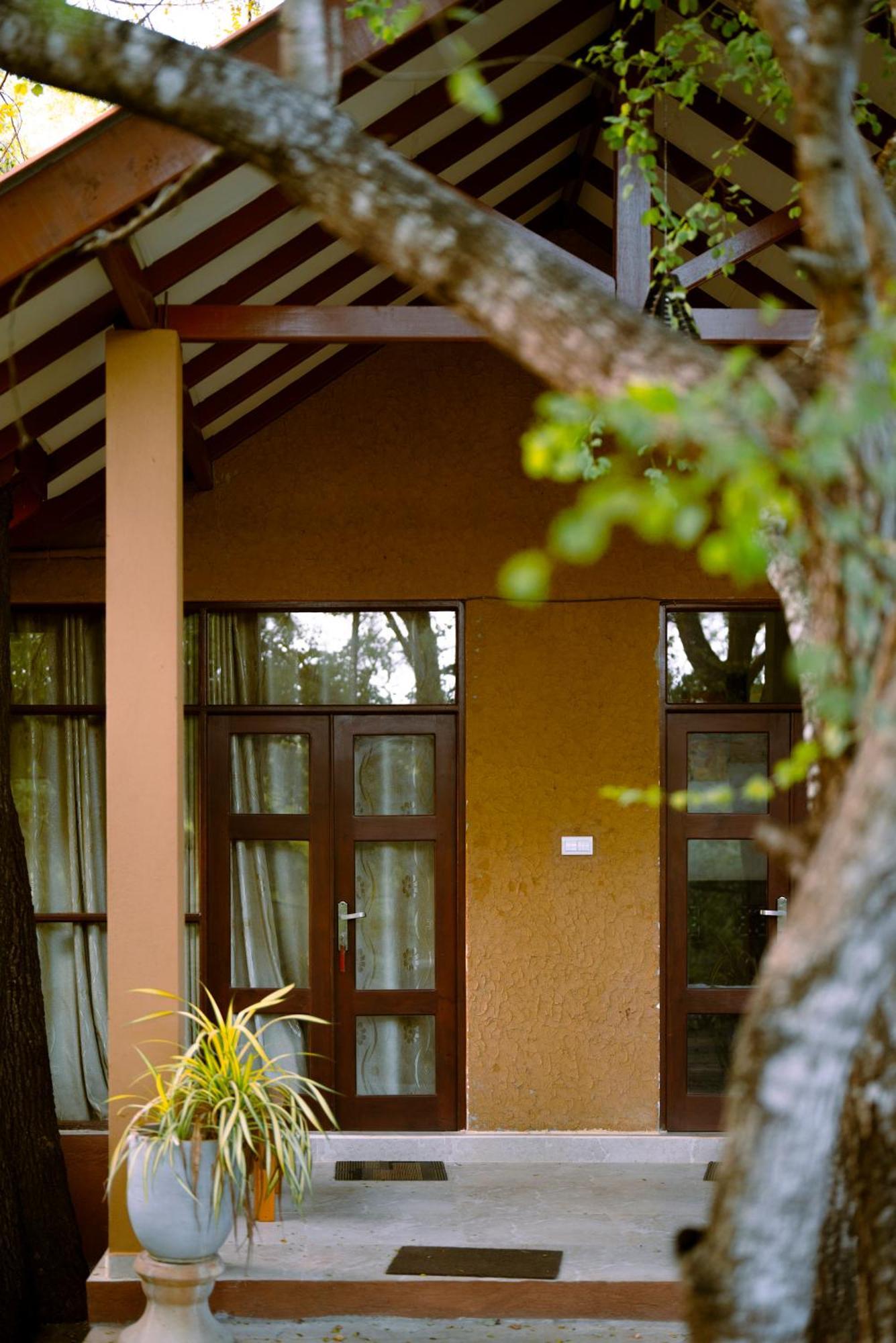 Safari Lodge Yala Катарагама Экстерьер фото