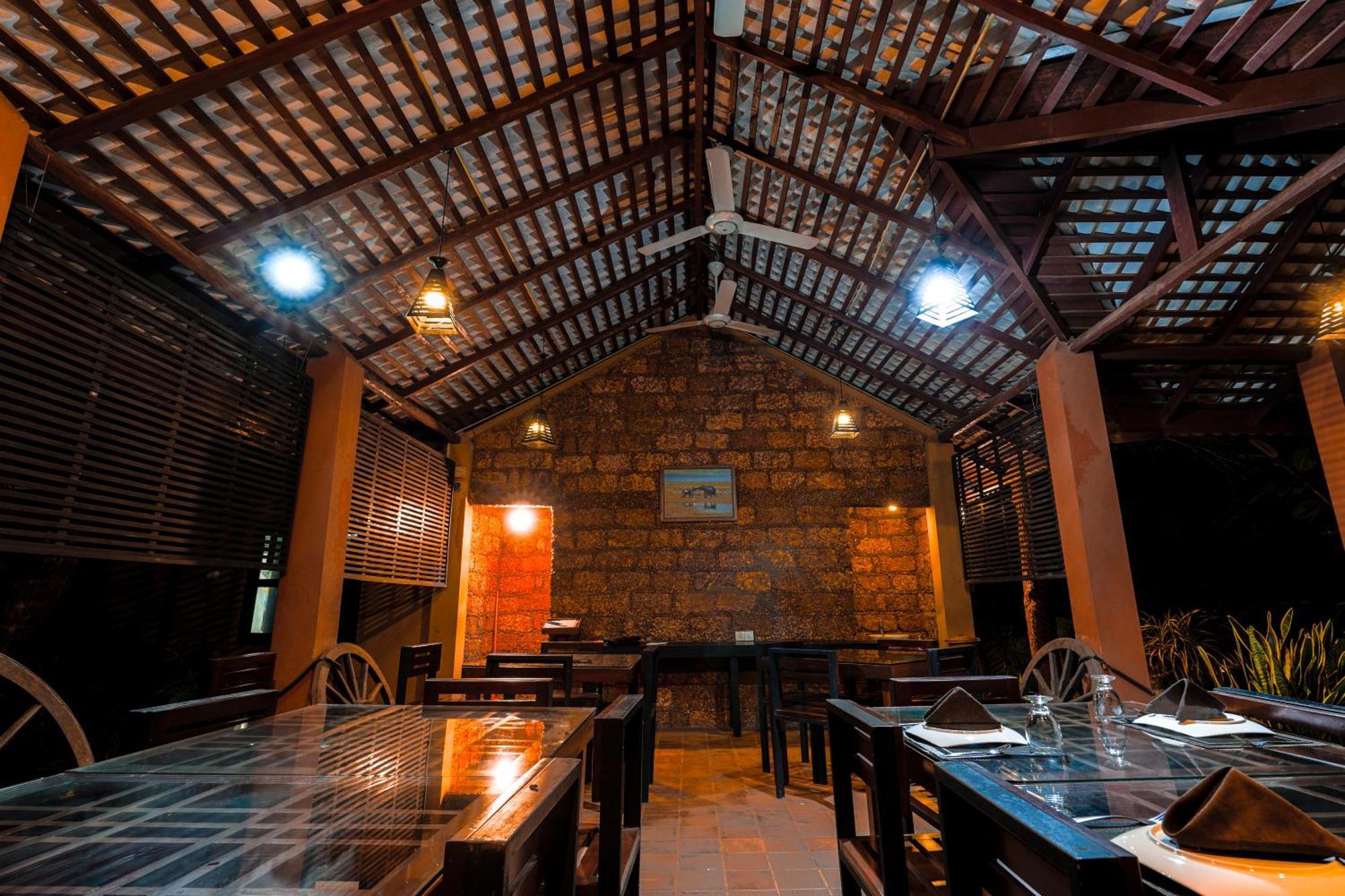 Safari Lodge Yala Катарагама Экстерьер фото